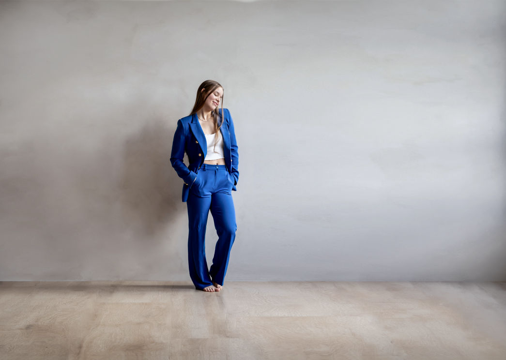 STUDIO-10